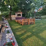 Tranquil Retreat - 