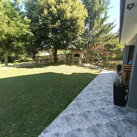 Tranquil Retreat - 